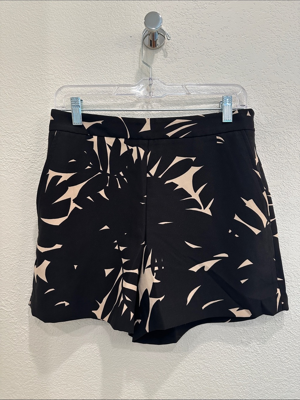 Ann Taylor Black and Cream Leaf-Print Shorts